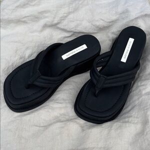 Black Platform Flip-Flop Sandals - Women